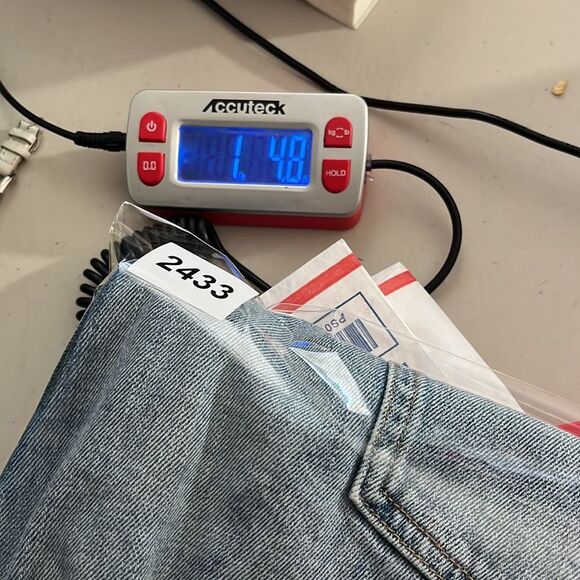 Old Navy OG Denim Two Tone Cut Off Shorts Size 26 NWT - Picture 11 of 11